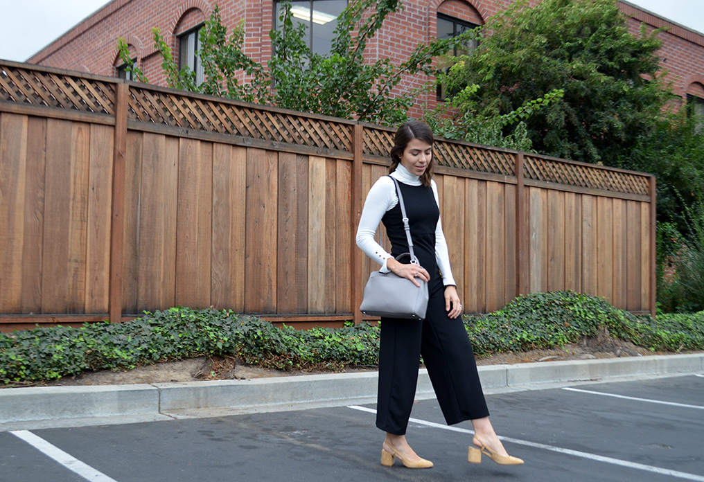 Black jumpsuit, black jumpsuit, slinkback, beige shows link back beige shows, fall style, chico style, fall chic style, stylist, turtle neck blouse, white blouse, chic jumpsuit, bay area blog, bay area blogger, jumpsuit style, fall 2016, karla vargas