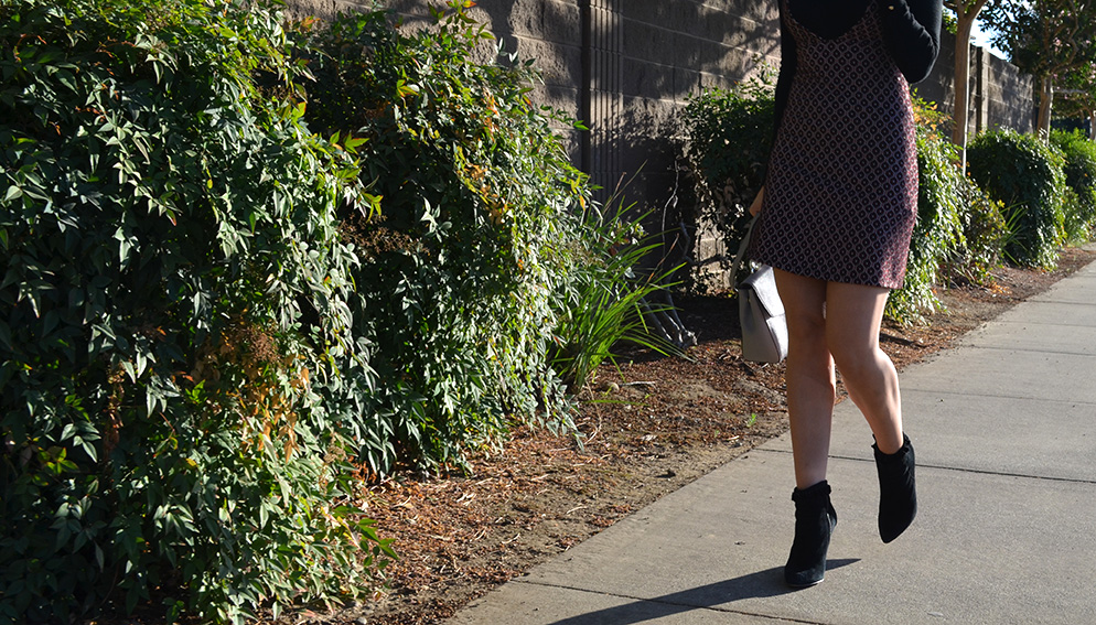 Karla Vargas, Fall Style, Stylist, Fall Style, San Francisco Blogger, Bay Area blogger, blog, blogger de moda, Michael Kors bag, San jose style blogger, blog de moda, mexican blogger, Style Blogger, Preppy dress, black blouse, Bay Area style blogger, blog, Bay Area Blogger, Mexican, Ray Ban Glosses, How to wear a preppy dress