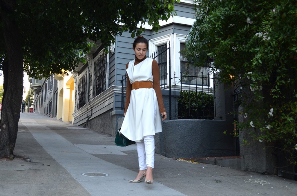 LongVest-WhiteVest-FallStyle-Vest-WhiteJeans-SanFrancisco-SanFranciscoStreets-SanFranciscoStreetStyle-KarlaVargas