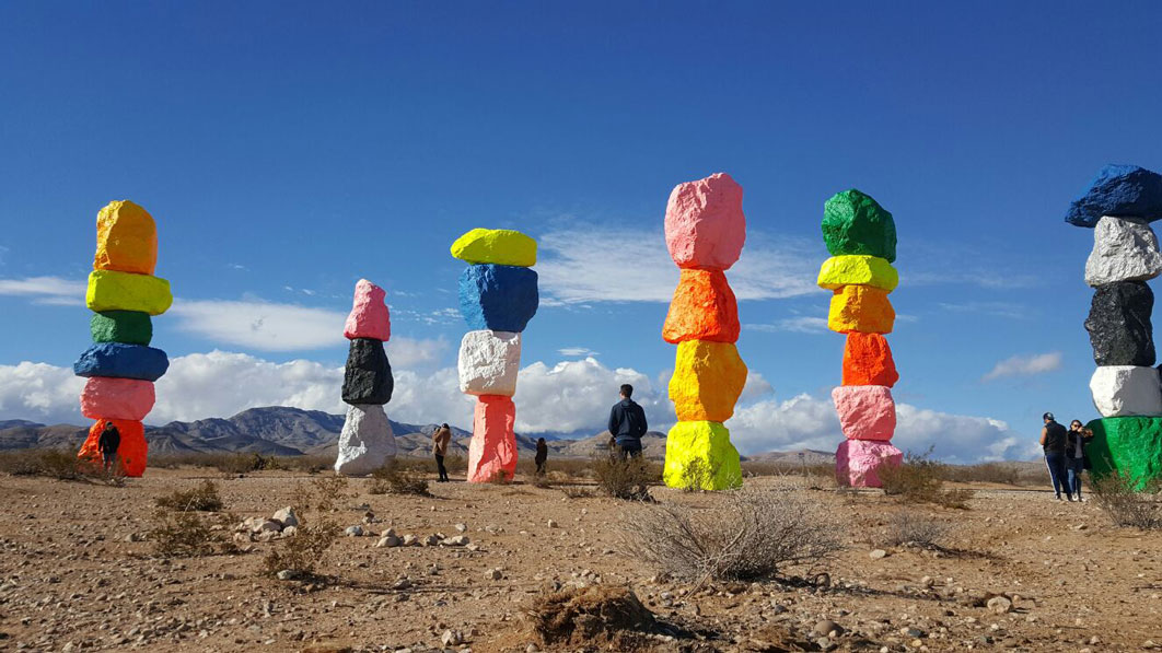 LasVegas-SevenMagicMountains-Travel-Trip-RpadTrip-ArtWork-Vegas-KarlaVargas