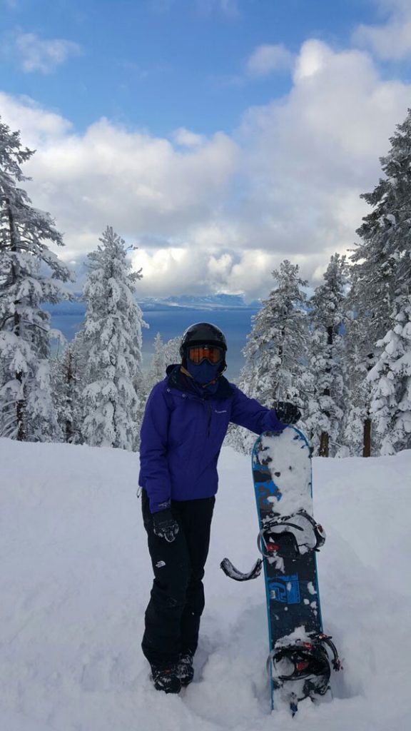 LakeTahoe-Snow-Bliss-Snowboard-Trip-Travel-SnowDay-SnowboardAttire