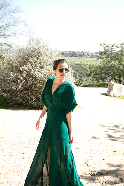 SummerDresses-MaxiDress-Summer2017-KimonoDress-Spring2017-LowVNeckDress-LongLengthDress-KarlaVargas