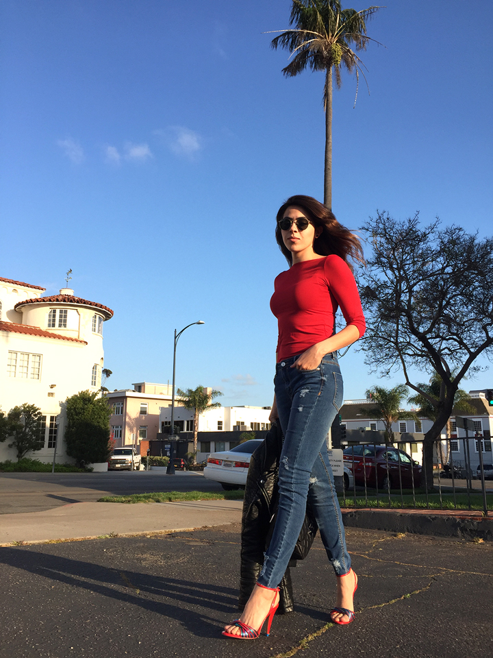 HowMen-Fashion-Style-BlueJeans- Sandals-SpringSummer-Summer-SanDiegoStyleBlogger-Mystylosophy