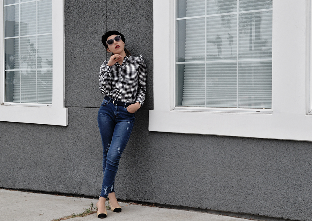 KarlaVargas-MyStylosophy-Gingham-BlackBeret-SanDiegoStyleBlogger-MyStyle-Howto-FrenchStyle-HowTo-Jeans-SanDiegoStreets