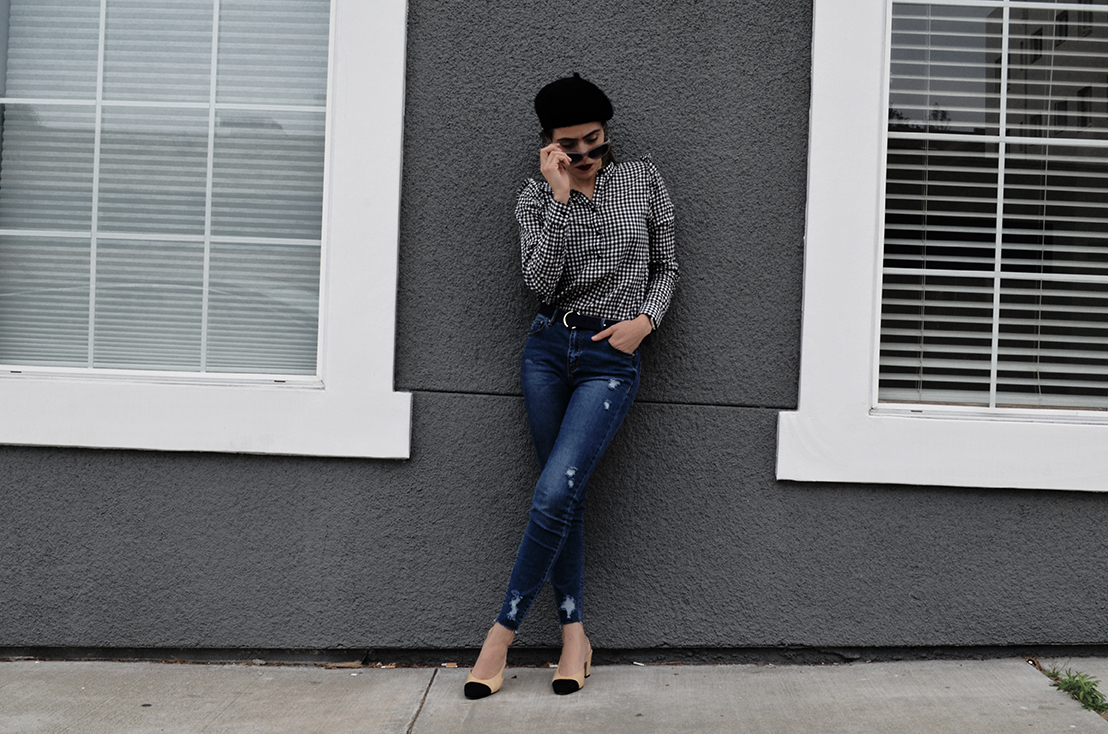 KarlaVargas-MyStylosophy-Gingham-BlackBeret-SanDiegoStyleBlogger-MyStyle-Howto-FrenchStyle-HowTo-Jeans-SanDiegoStreets