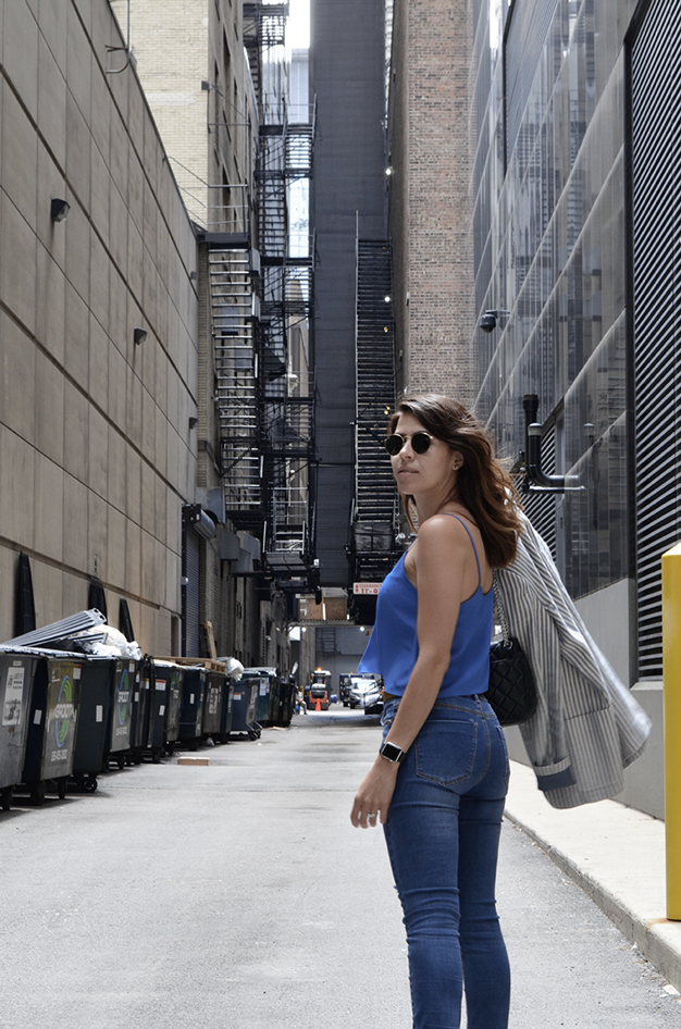 chicagostyle-personalstyle-style-bluejeans-jeans-whotowear-whatiwear-travellook-look-karlavargas