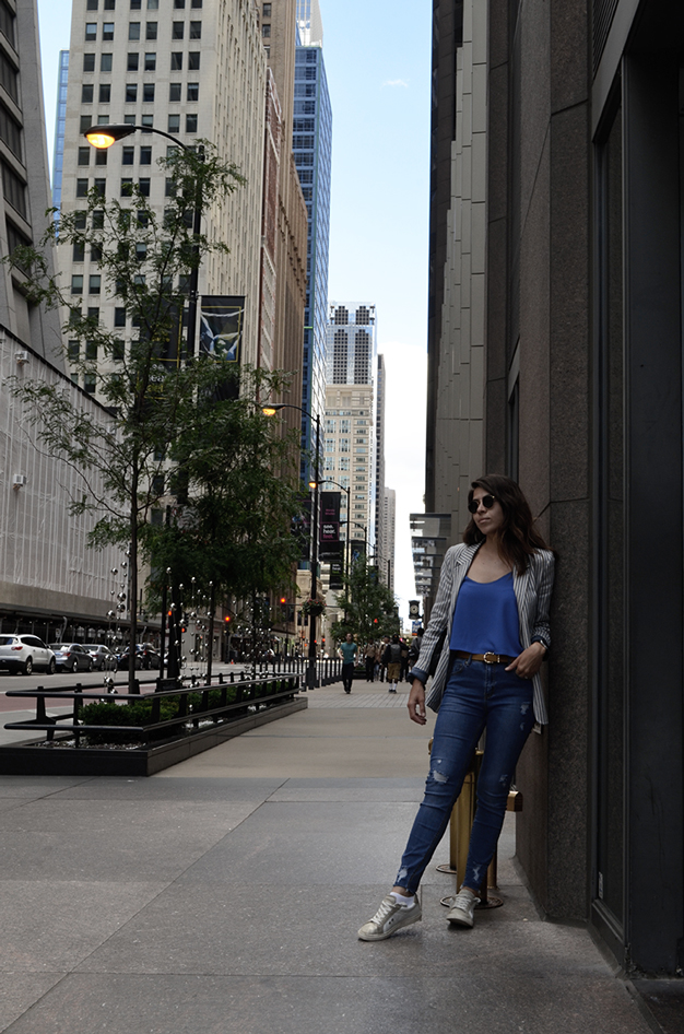 chicagostyle-personalstyle-style-bluejeans-jeans-whotowear-whatiwear-travellook-look-karlavargas