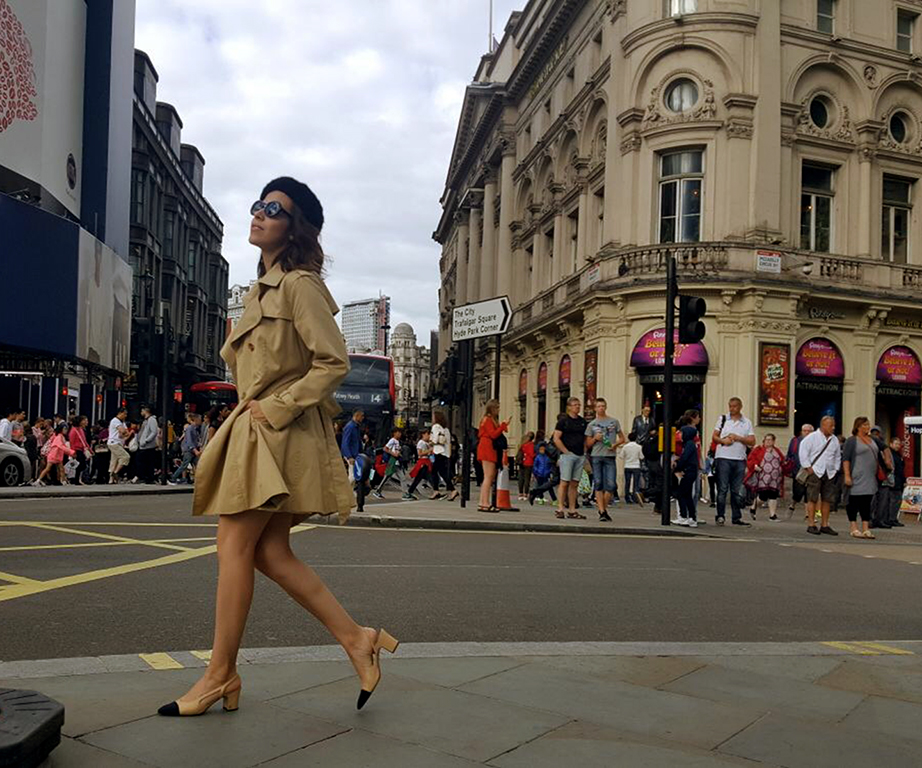 London, Picadilli, MyStylosophy, KarlaVargas,60s,60Style,Chanel,ChanelShoes,Fall2017, Fall Style 2017