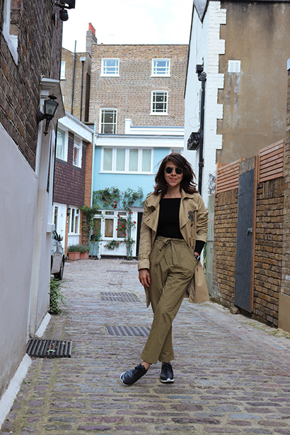 London-LondonTravel-HowToWear-ThisIsHowITravel-KarlaVargas-MyStylosophy-TrenchCoat-NottinHill