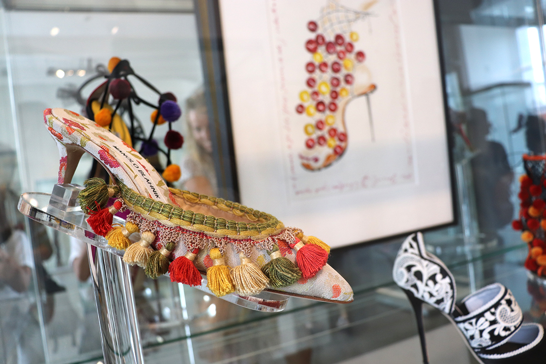 Manolos-manoloblahnik-blahnik-manolos-shoes-pumps-manoloshoes-shoelovers-shoedesigner-shoelove