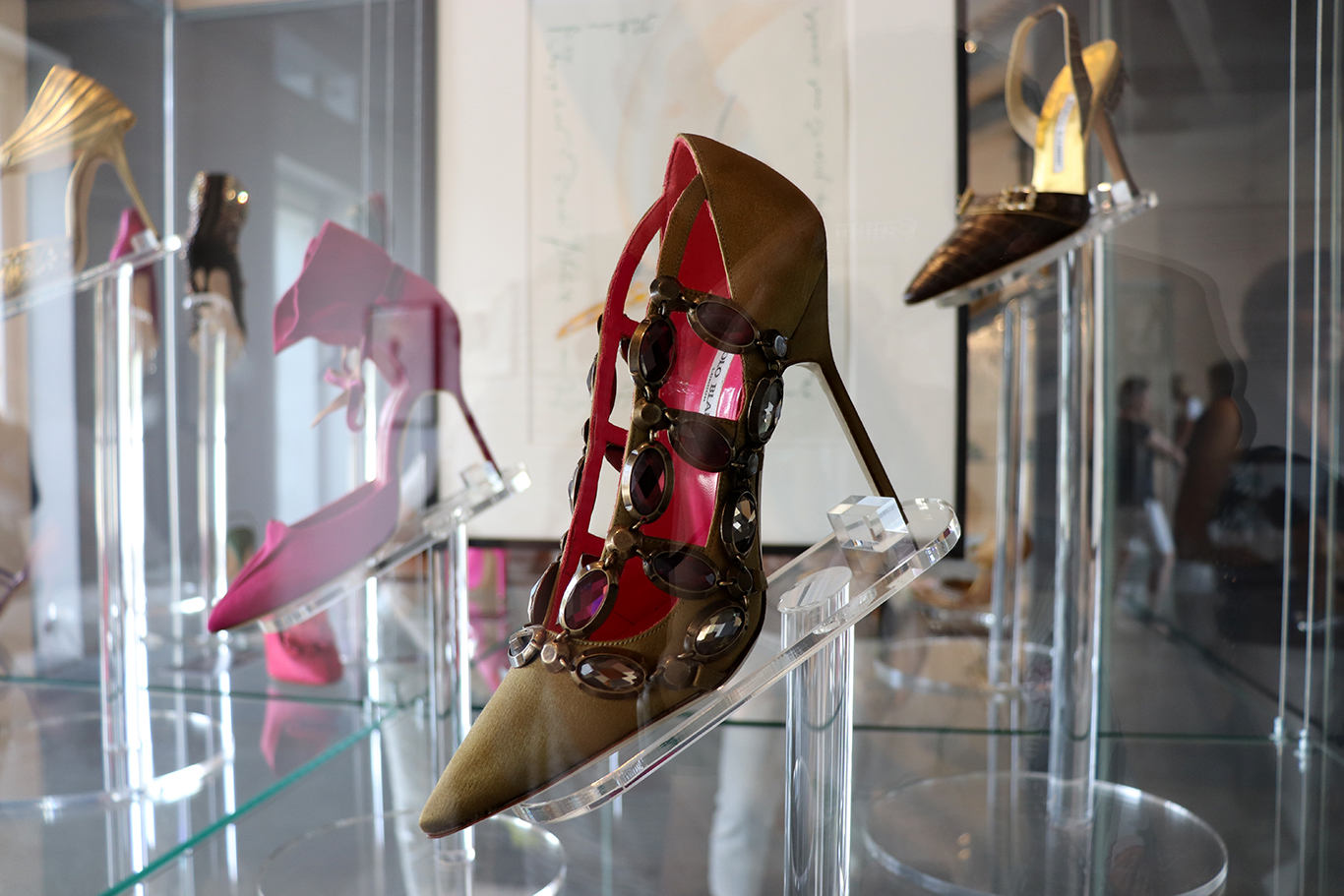 Manolos-manoloblahnik-blahnik-manolos-shoes-pumps-manoloshoes-shoelovers-shoedesigner-shoelove