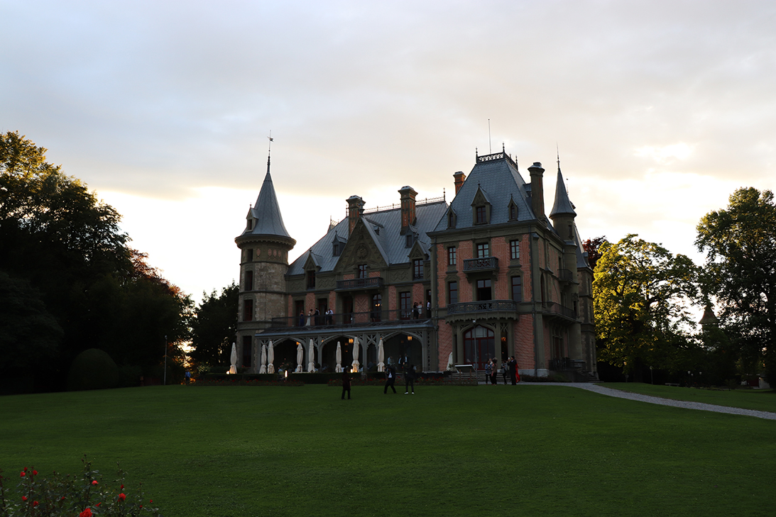 Boda-Wedding-Switzerland-Castle-Lulus-PartyDresses-thun-lakethun