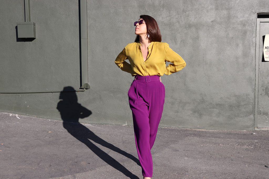 HowToWear-PantalonesMorados-PurplePants-70slook-70sStyle-80sStyle-KarlaVargas-MyStylosophy-StatementEarrings