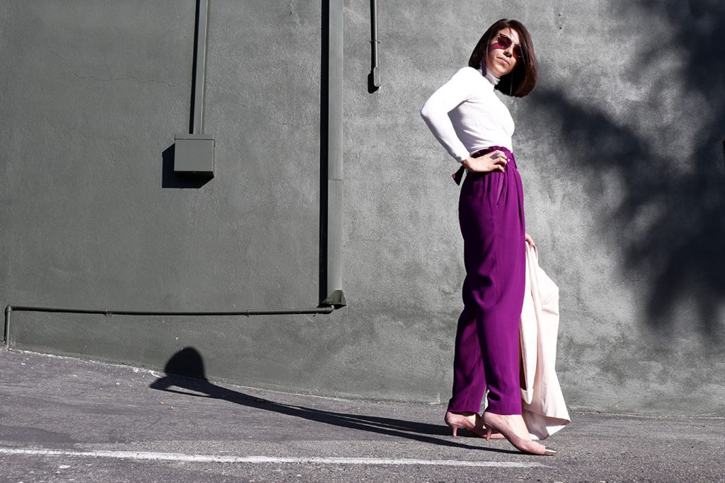 HowToWear-PantalonesMorados-PurplePants-70slook-70sStyle-80sStyle-KarlaVargas-MyStylosophy-StatementEarrings-WomenBlazer2018-womenblazertrend