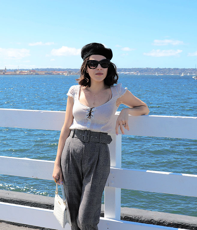 checkpants-pants-springlook-springstyle-mystylosophy-sandiegostyle-karlavargas-beretstyle