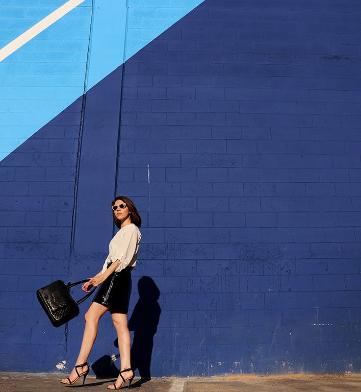 blackskirt-springstyle-pvcskirt-blackheels-karlavargas-sandiegoblogger-pvctrend-trend2018