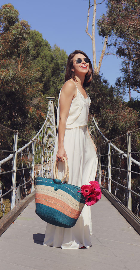 KarlaVargas-RattanBag-MustHaveBag-Summer2018-Bags-SummerBags-Rattan-SummerStyle-WhiteDress-SanDiego-SanDiegoStyle-MexicanBlogger