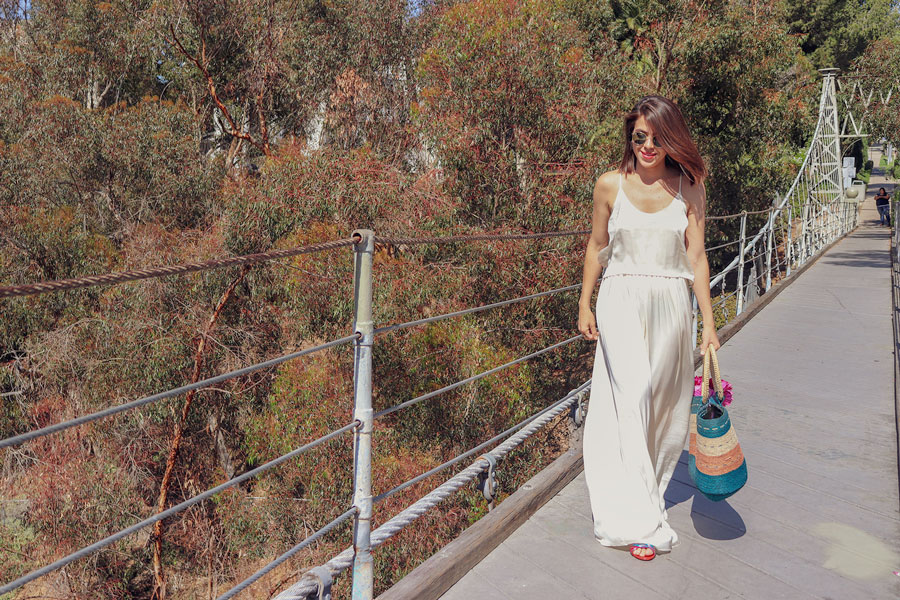 KarlaVargas-RattanBag-MustHaveBag-Summer2018-Bags-SummerBags-Rattan-SummerStyle-WhiteDress-SanDiego-SanDiegoStyle-MexicanBlogger