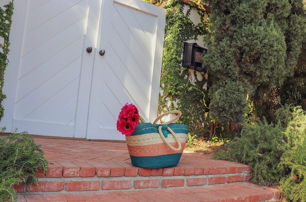 KarlaVargas-RattanBag-MustHaveBag-Summer2018-Bags-SummerBags-Rattan-SummerStyle-WhiteDress-SanDiego-SanDiegoStyle-MexicanBlogger