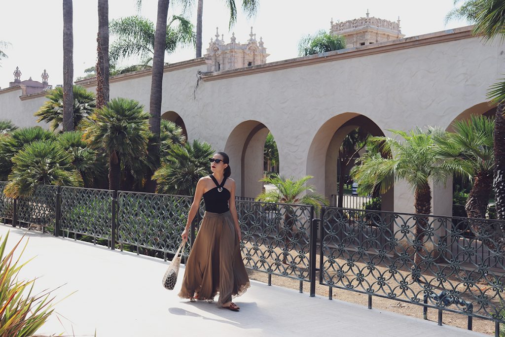 Shopping-ShoppingHabits-MyStyle-Early20s-KarlaVargas-SilkSkirt-ShopSmart