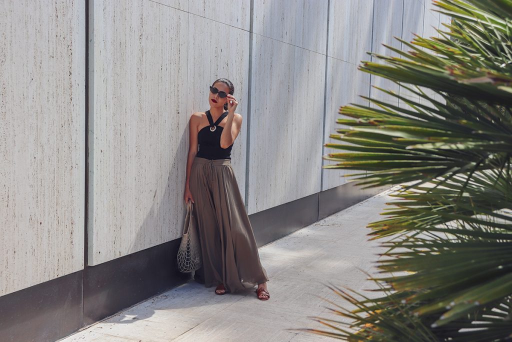 Shopping-ShoppingHabits-MyStyle-Early20s-KarlaVargas-SilkSkirt-ShopSmart