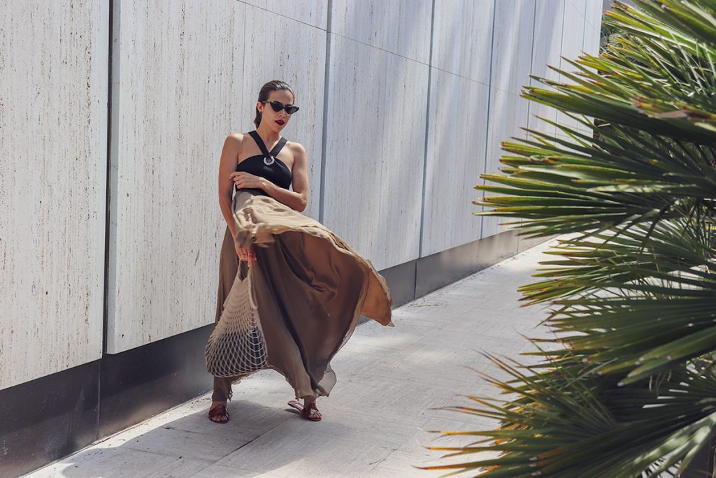 Shopping-ShoppingHabits-MyStyle-Early20s-KarlaVargas-SilkSkirt-ShopSmart