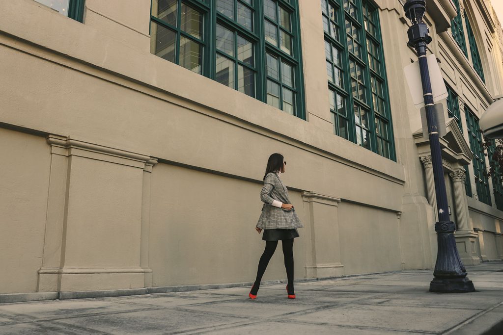 plaid-blazer-orangeshoes-howto-sustainable-sustainablefashionblogger-karlavargas-styleblogger-fallstyle2018-falllook