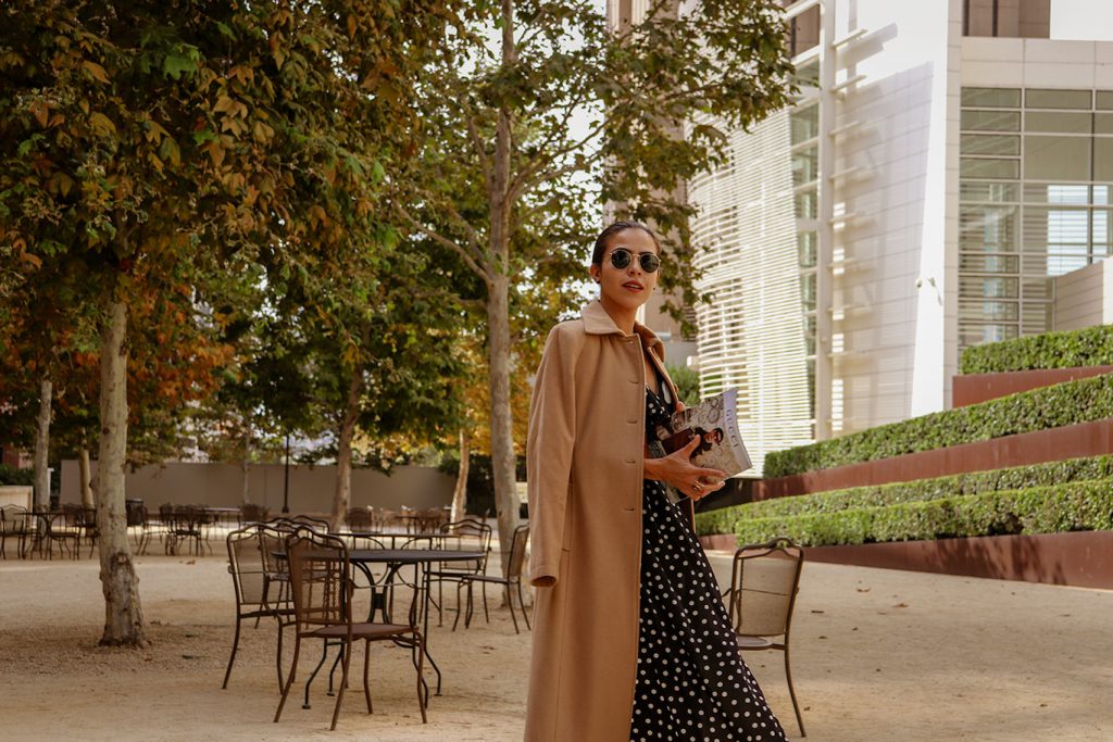 Fall-FallStyle-karlavargas-polkadot-polkadotdress-dressfall-falldress-karlavargas-coat-fallstyleideas-fall2018