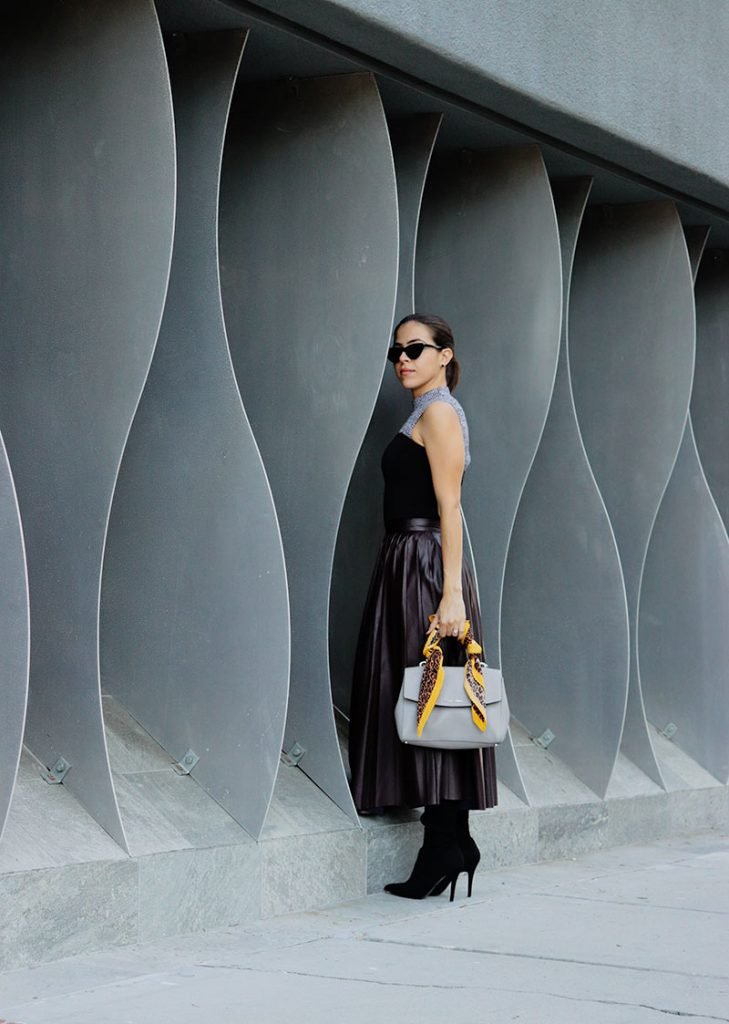 fall-fallstyle-sockboots-sockboots2018-howtowear-fallstyle2018-sustaianablestyle-sustainablefashionblogger